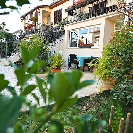 Nada - - 300m From Beautiful Beaches And City Center * Porec